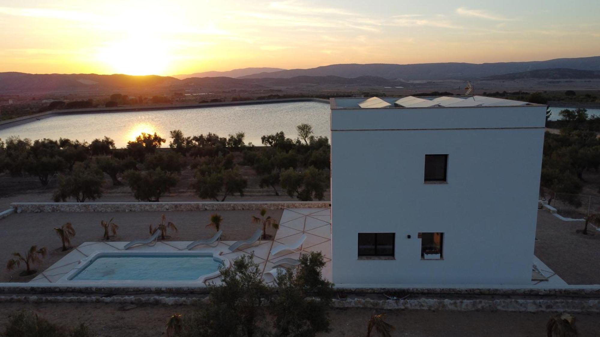 Casita Del Embalse Con Encanto Бьяр Экстерьер фото