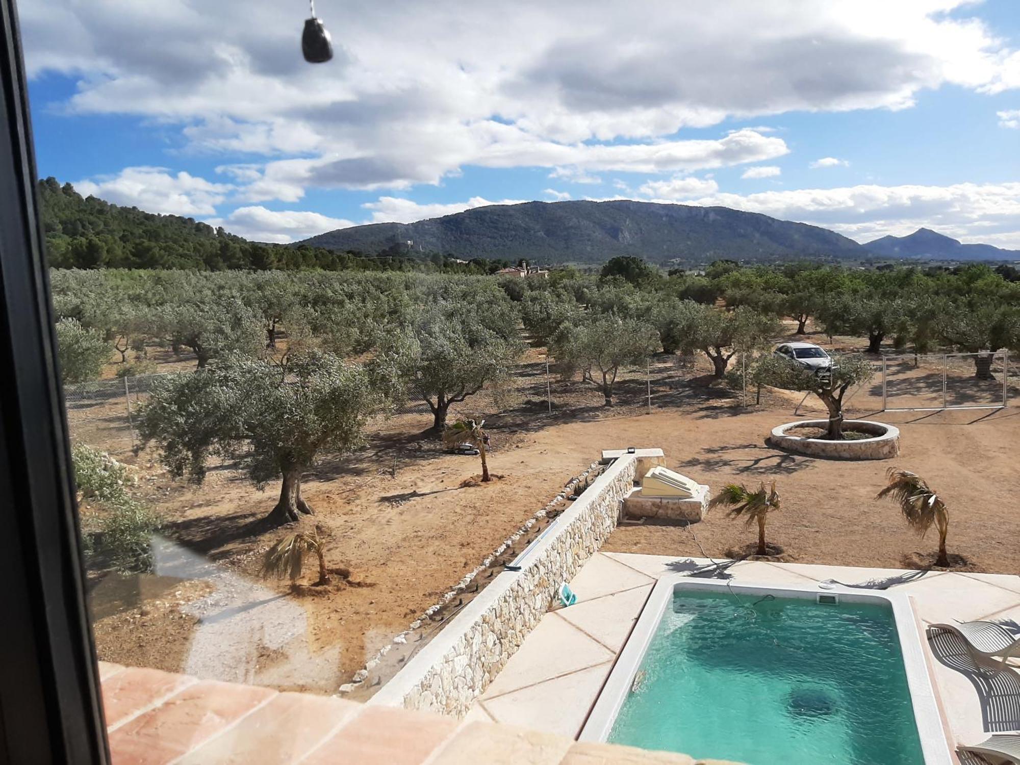 Casita Del Embalse Con Encanto Бьяр Экстерьер фото